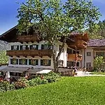 Naturhotel Schuetterbad Unken