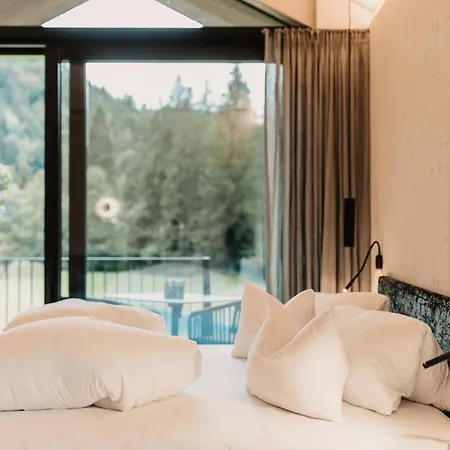 Naturhotel Schuetterbad 4* أونكن