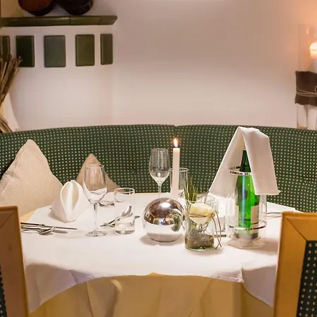 בית נופש Naturhotel Schuetterbad אונקן