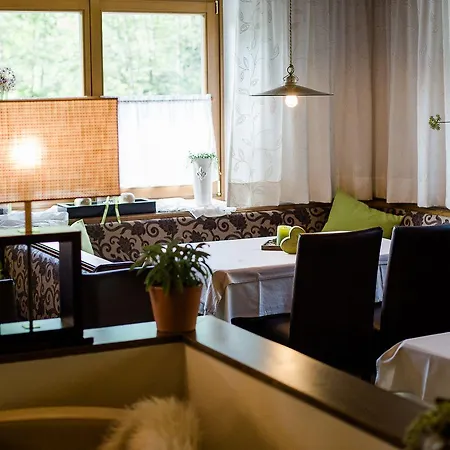 Naturhotel Schuetterbad בית נופש