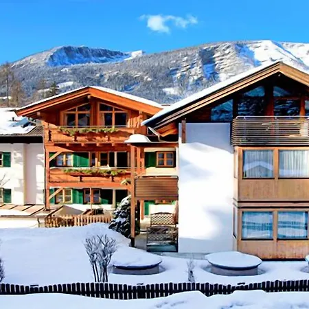 Naturhotel Schuetterbad Hébergement de vacances 4*