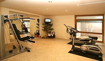 Naturhotel Schuetterbad 4*