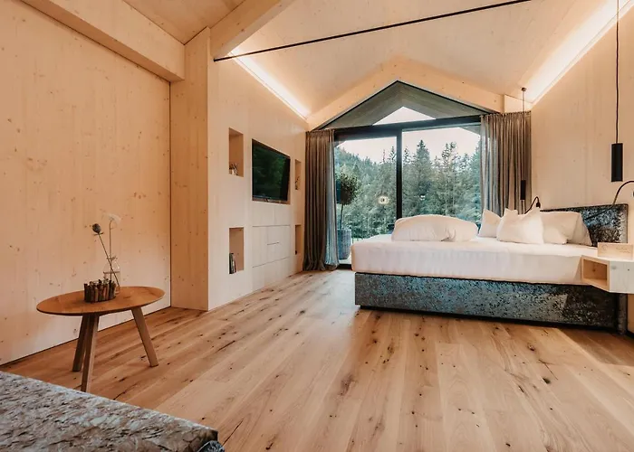 Naturhotel Schuetterbad 4*